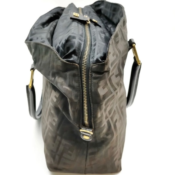 FENDI FF LOGO AUTHENTIC TOTE BAG ZIPPER TOP BIG ZUCCA PURSE GREAT CONDITION! - Picture 3 of 9